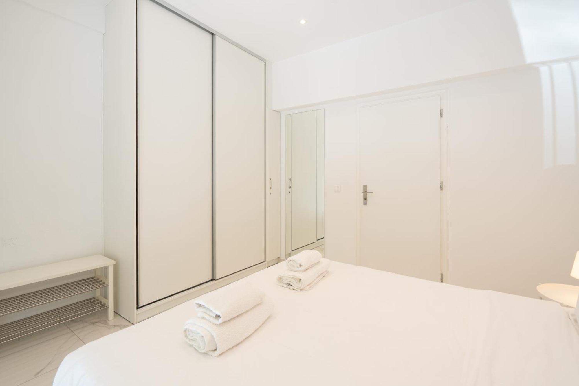 Sophisticated Modern Apt In Athens Center Luaran gambar