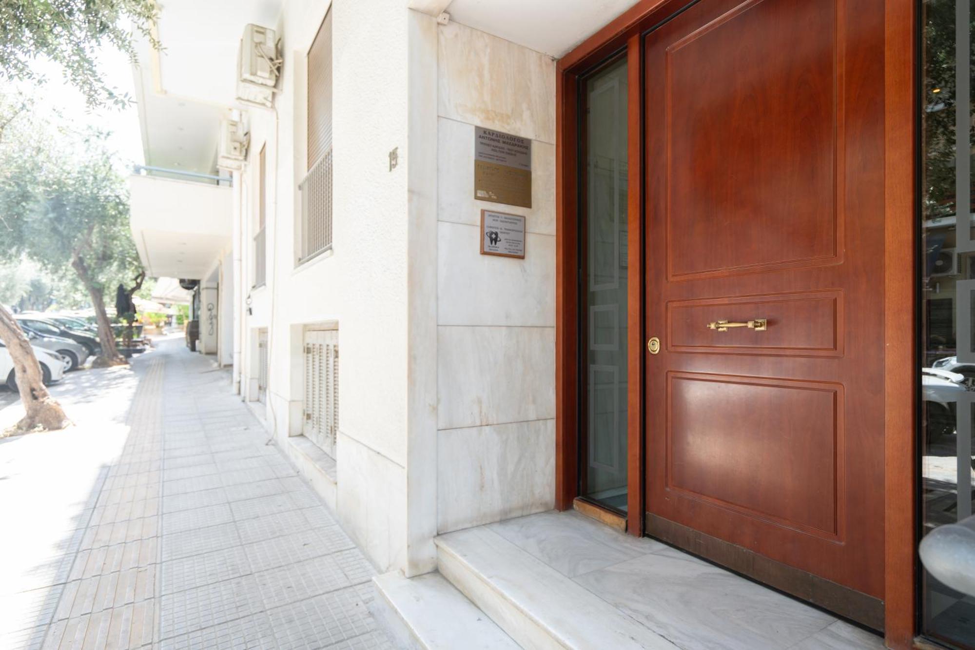 Sophisticated Modern Apt In Athens Center Luaran gambar